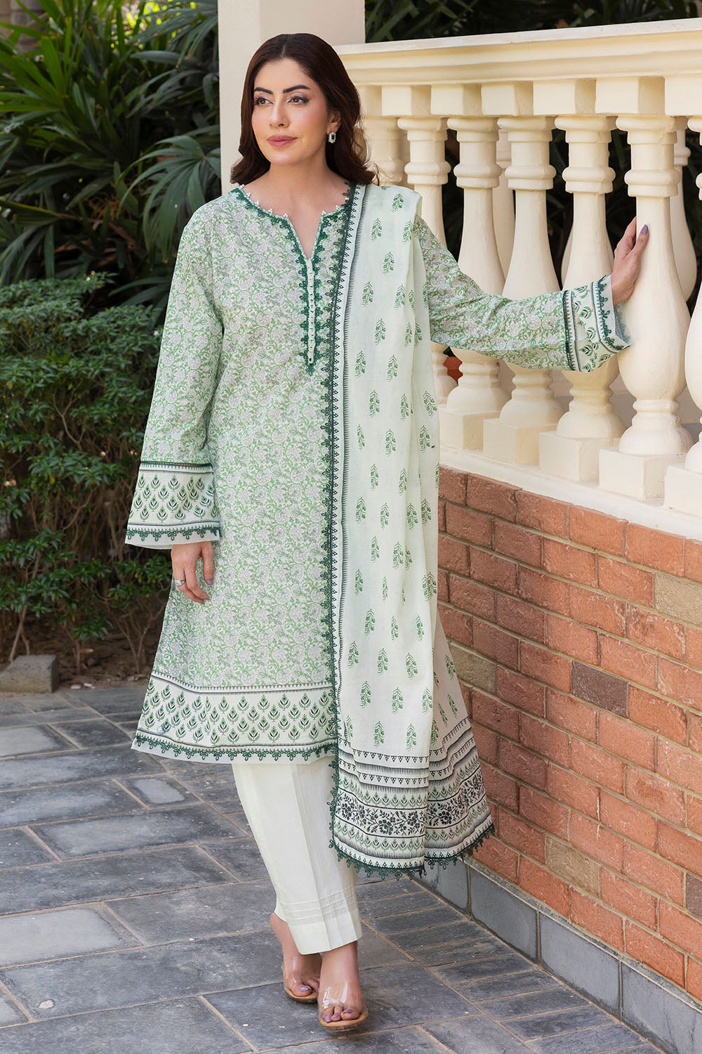 SANYA DUPATTA