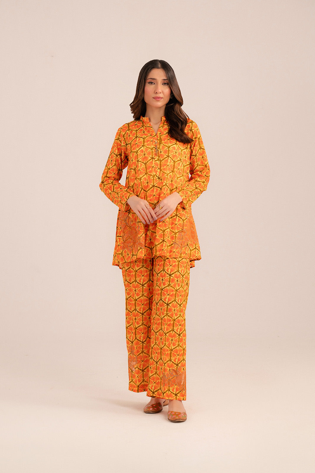 2 Piece Printed Lawn Printed Suit (CP0235)
