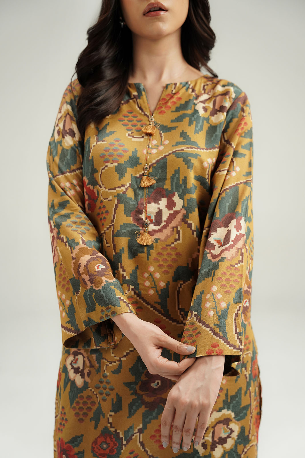 2 Piece Printed Lawn Karandi Printed Suit (CP0534)