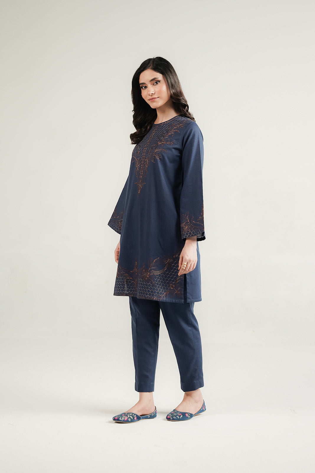 2 Piece Slub Khaddar Embroidered Suit (CP0536)