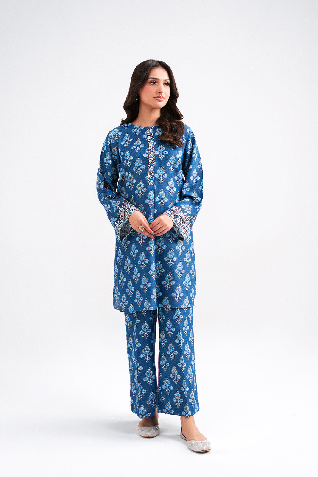 2 Piece Printed Lawn Karandi Printed Suit (CP0543)