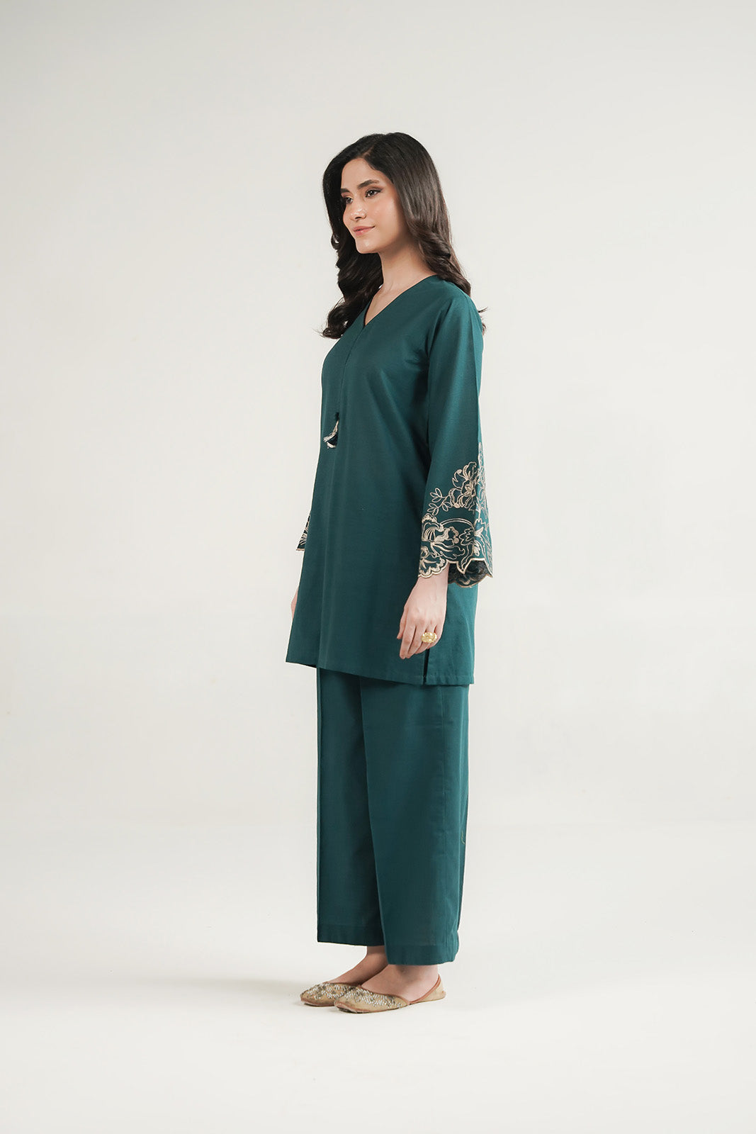 2 Piece Slub Khaddar Embroidered Suit (CP0551)