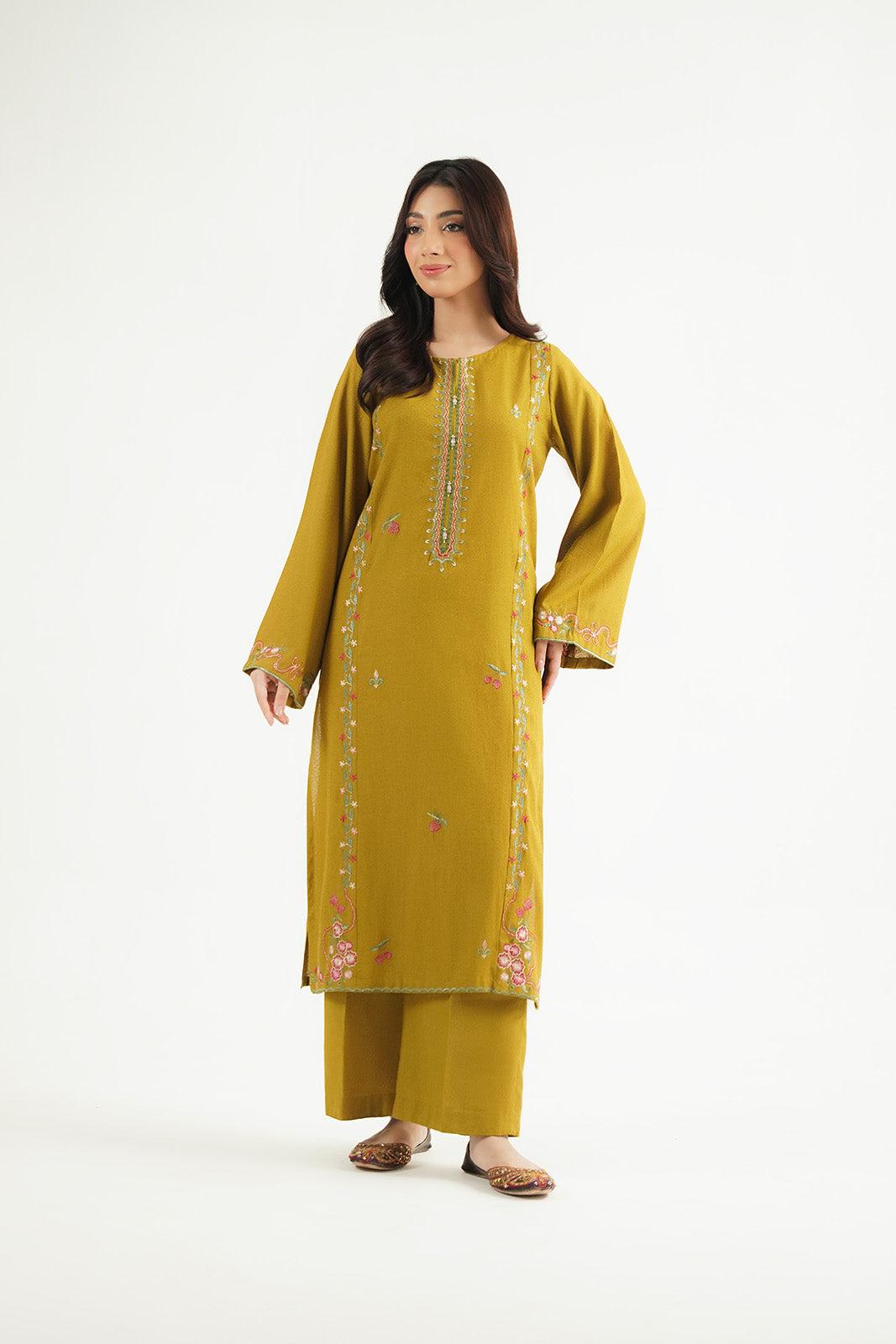 2 Piece Lawn Karandi Embroidered Suit (CP0580)