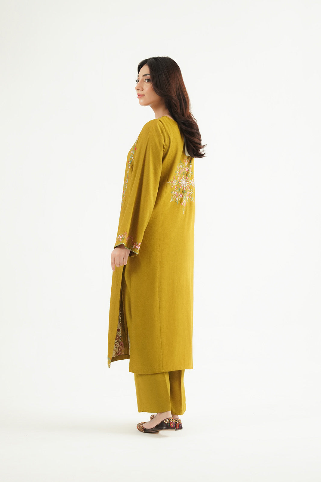 2 Piece Lawn Karandi Embroidered Suit (CP0580)