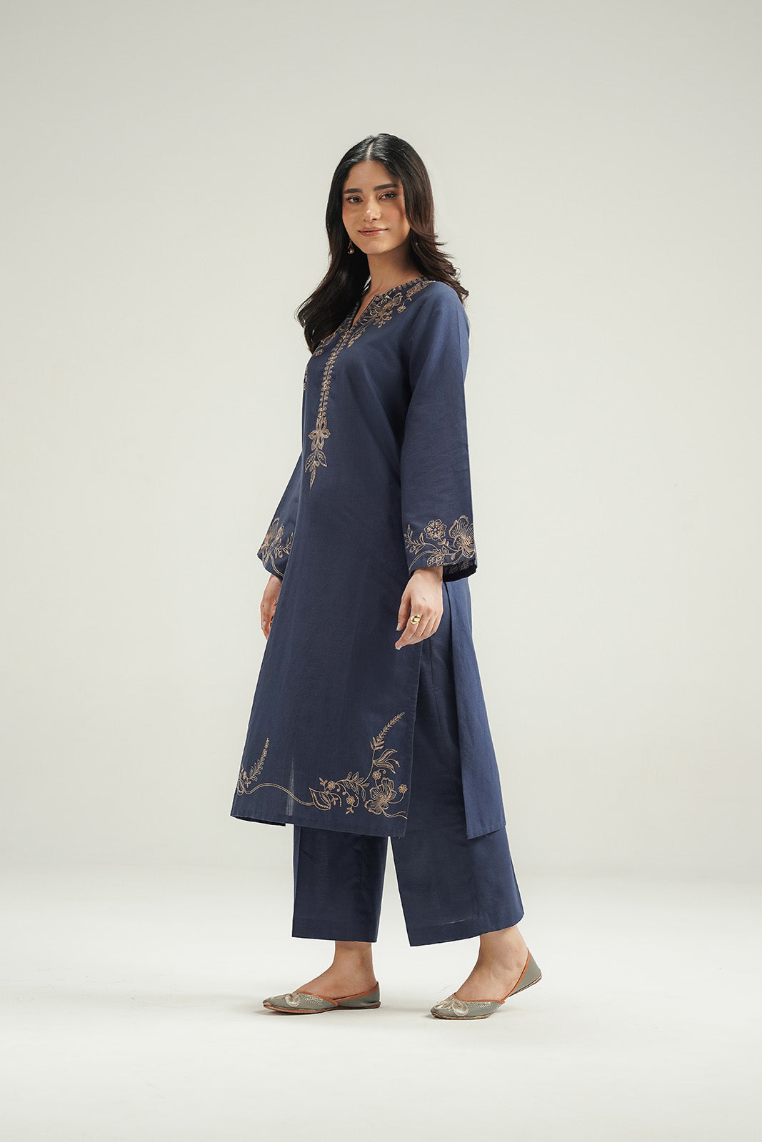 2 Piece Slub Khaddar Embroidered Suit (CP0586)