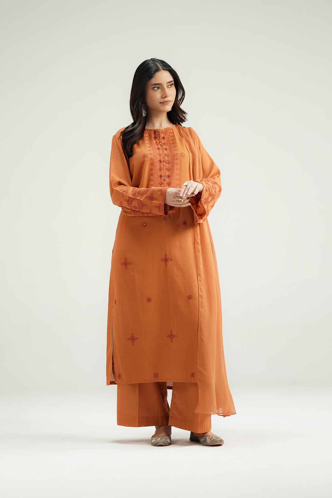 3 Piece Lawn Karandi Embroidered Suit (CP0589)