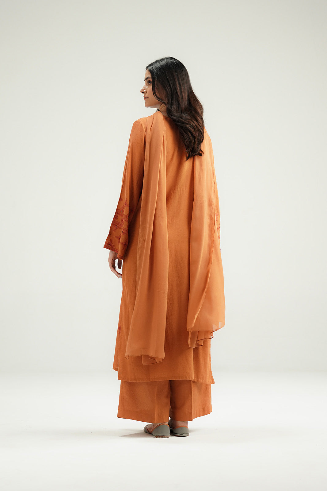 3 Piece Lawn Karandi Embroidered Suit (CP0589)