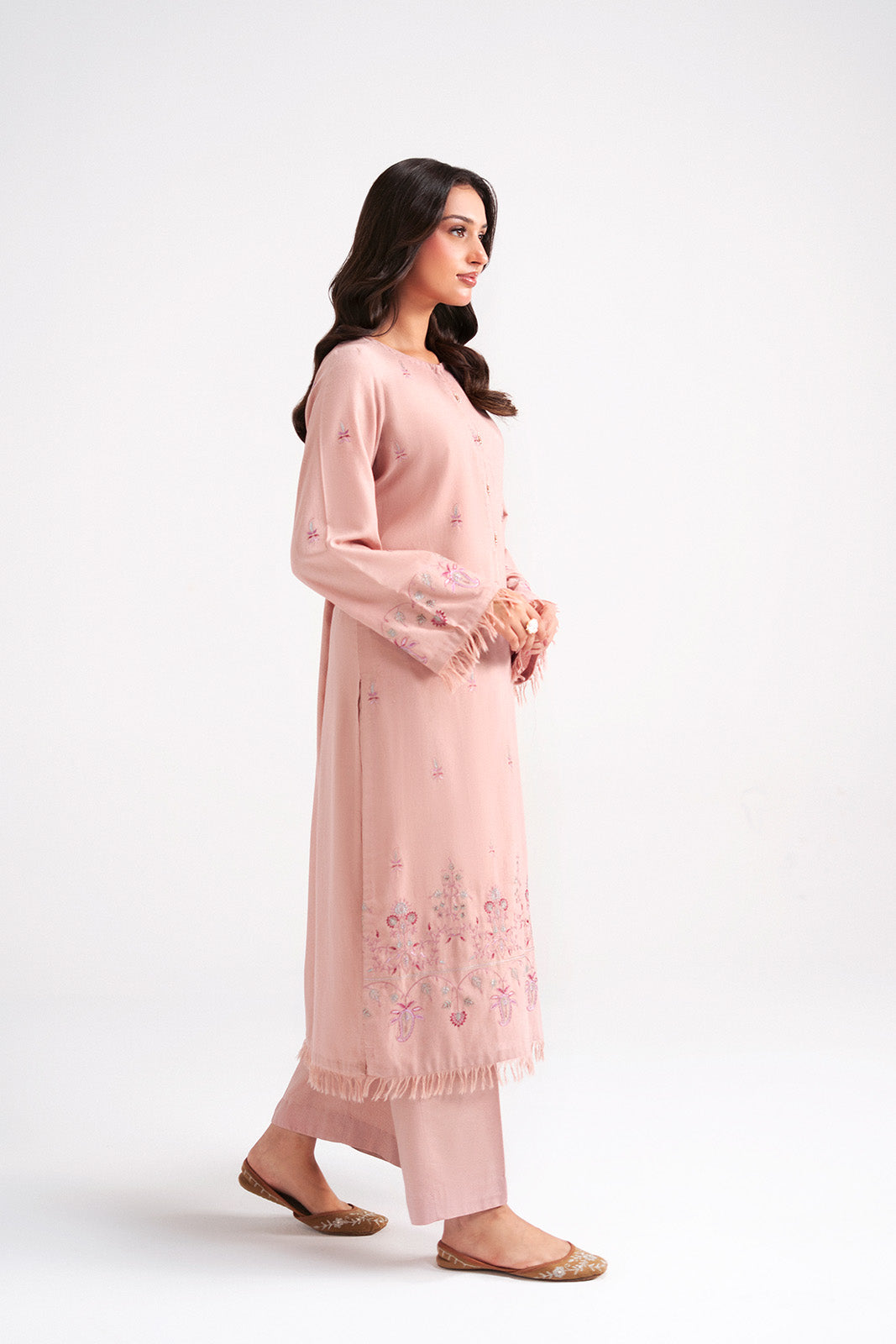 2 Piece Lawn karandi Embroidered Suit (CP0592)