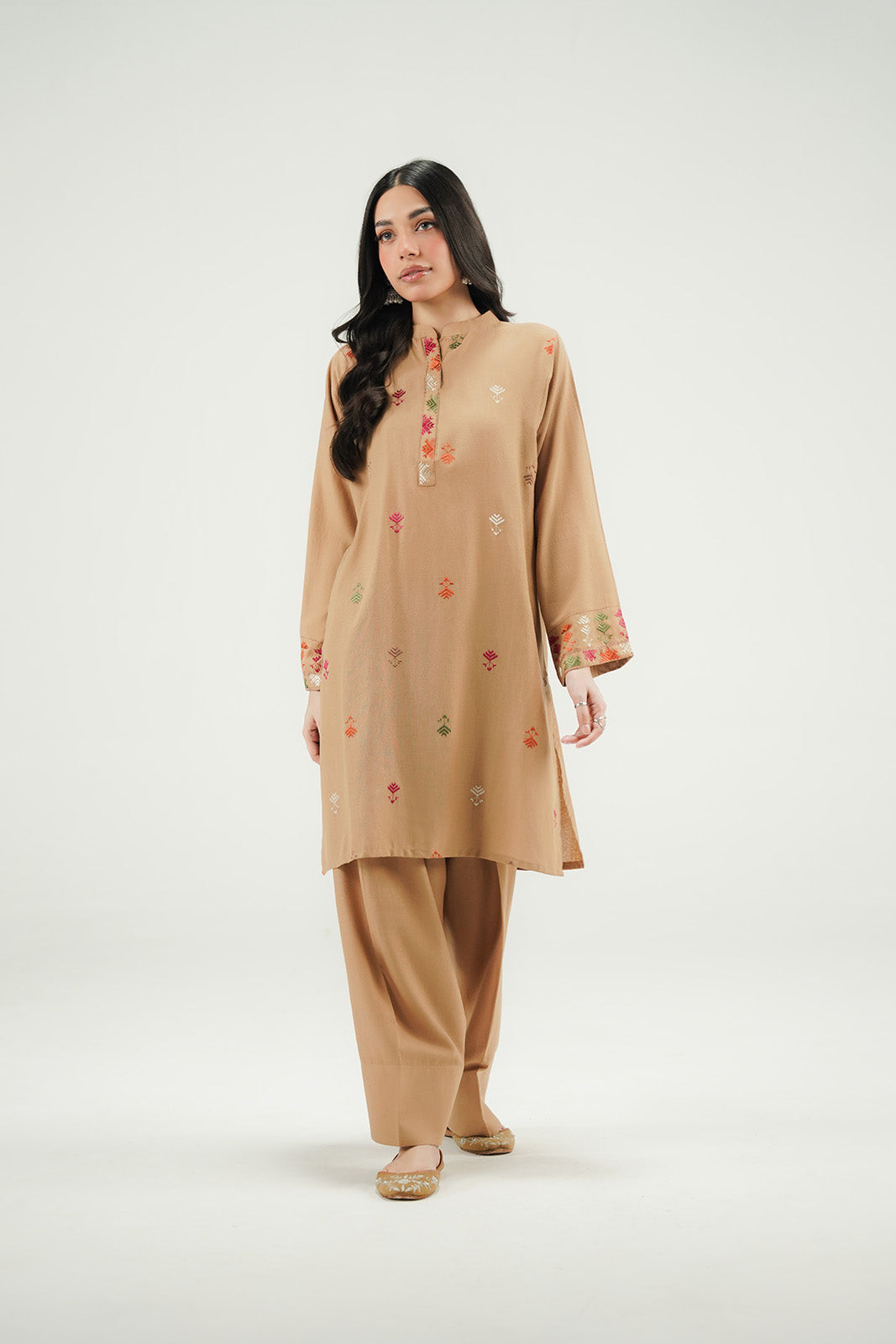 2 Piece Lawn karandi Embroidered Suit (CP0593)