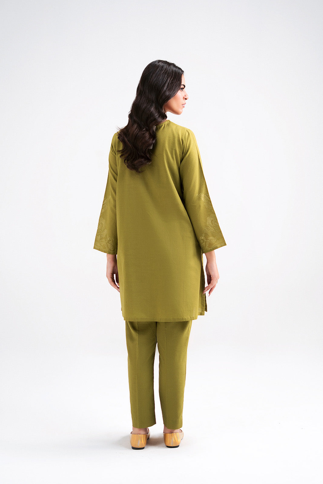 2 Piece Slub Khaddar Embroidered Suit (CP0598)