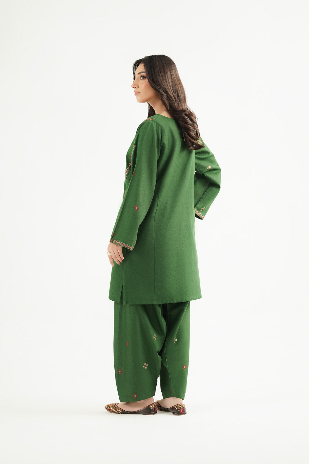 2 Piece Slub Khaddar Embroidered Suit (CP0617)