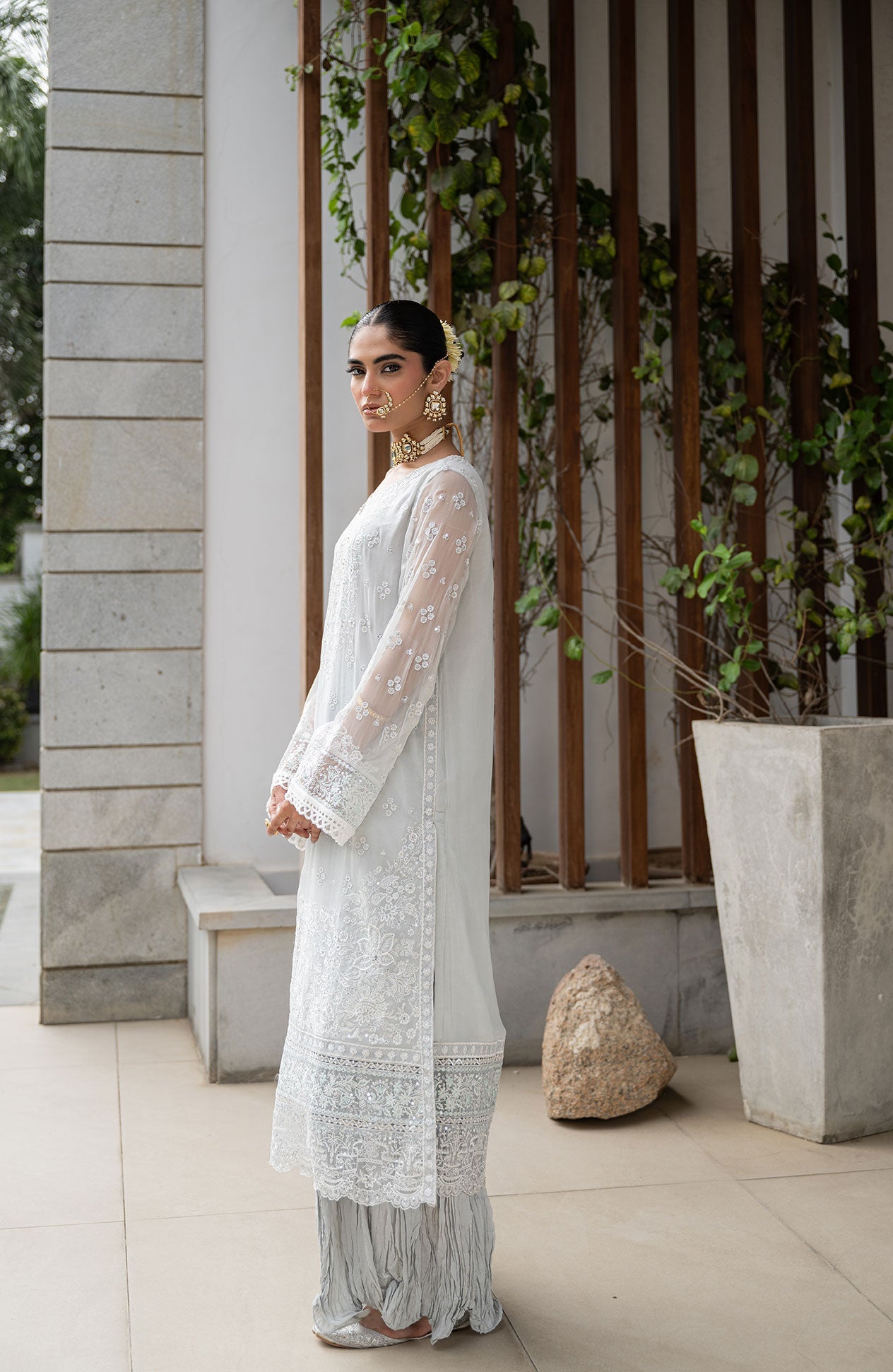 Ss24Da-2413 Grey 2Pcs Embroidered Kurta With Trouser