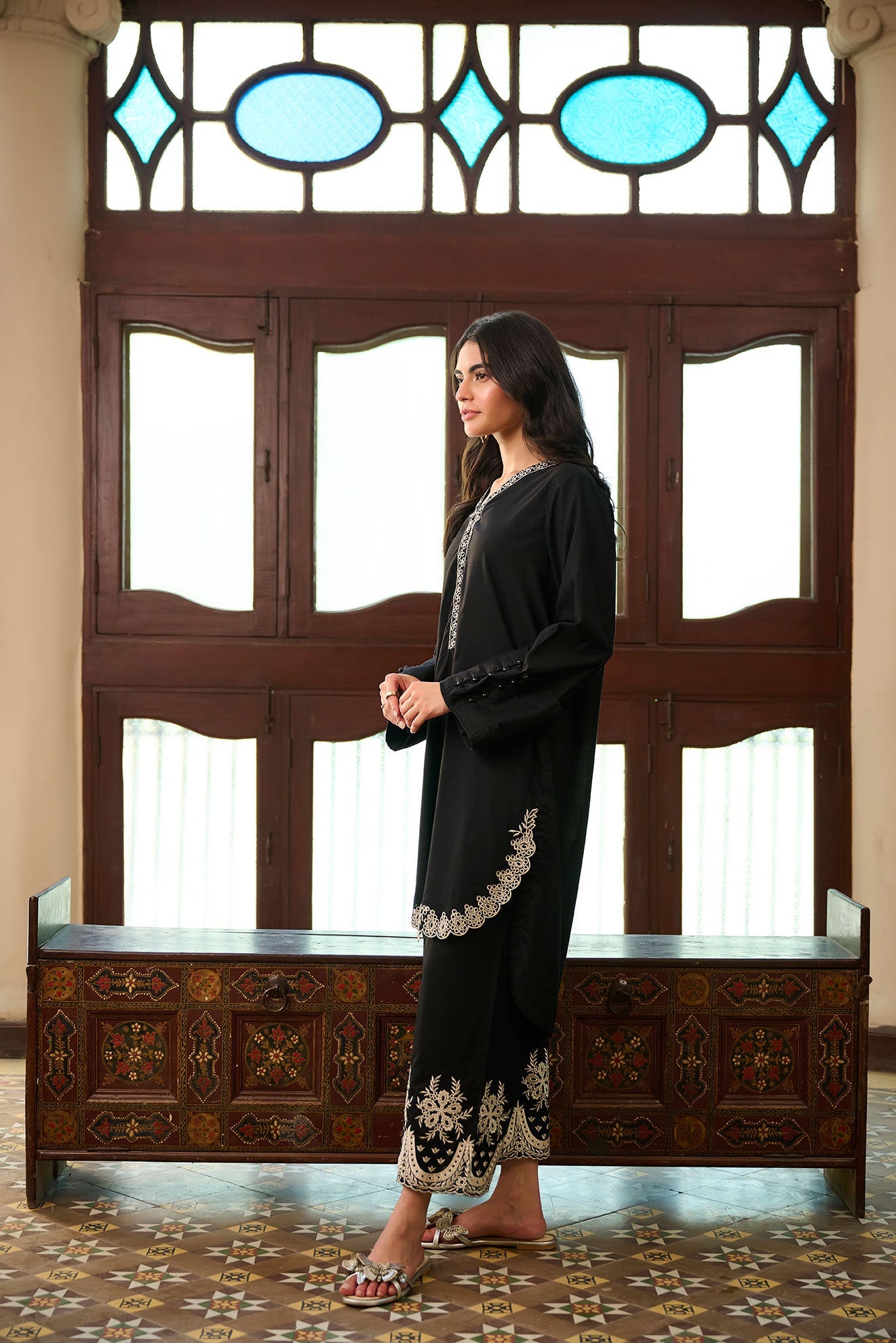 Ss24Dc-2327 Black 2Pcs Embroidered Kurta With Trouser