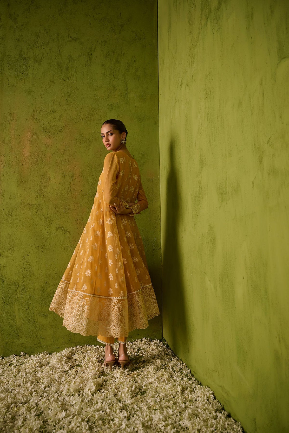 FW SIGNATURE PRET 24 Vol 1 ,Eid Sale 25` , Azadi Sale , Blessedfriday 25`