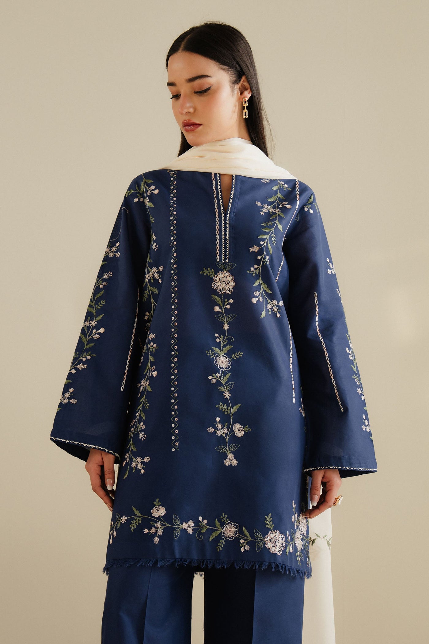 https://cdn.shopify.com/s/files/1/0340/8376/6405/files/CR25P0107a.jpg?v=1739786017