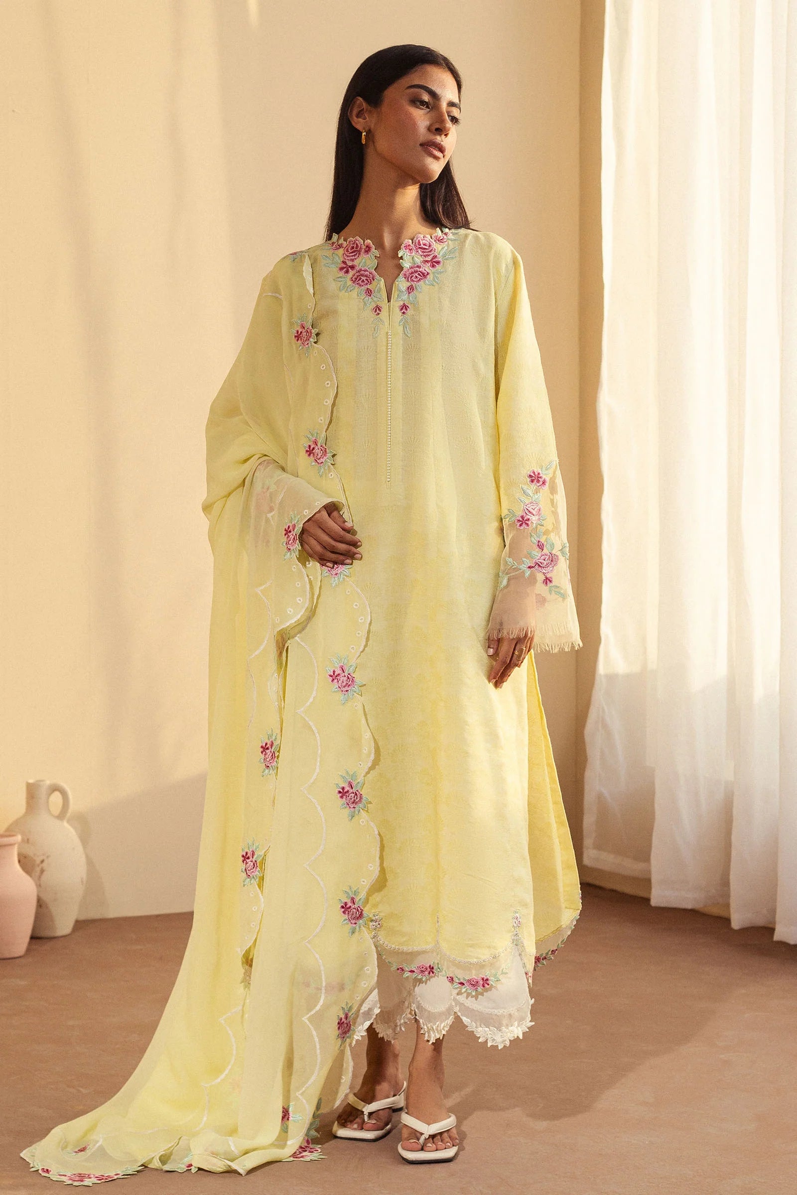 CR25P0266- zara shahjahan-RTS
