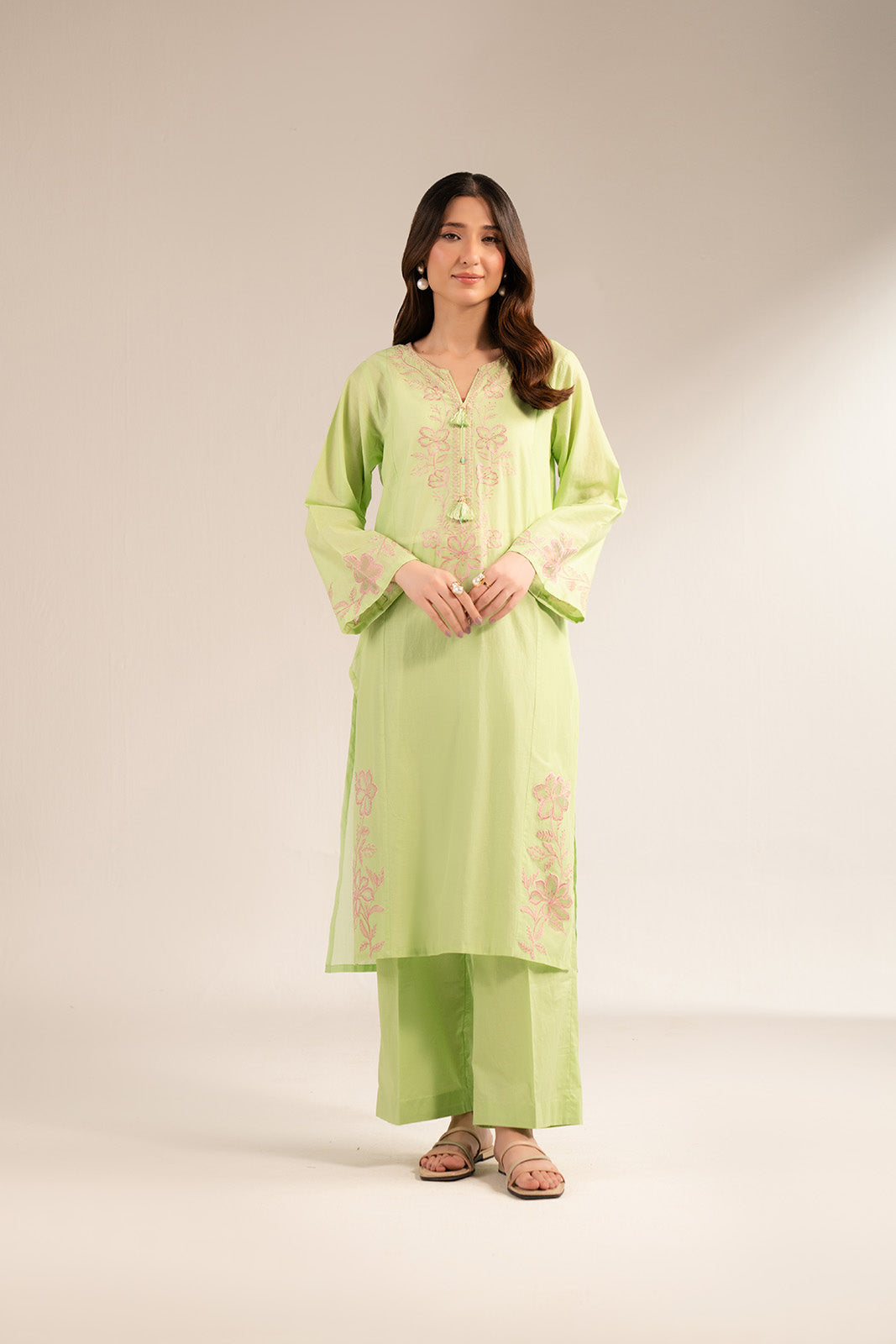 2 Piece Printed Lawn Embroidered Suit (CS0253)