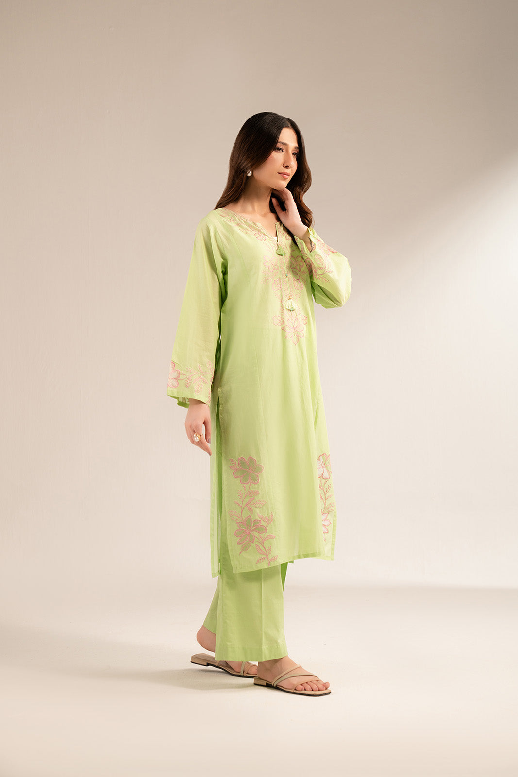 2 Piece Printed Lawn Embroidered Suit (CS0253)