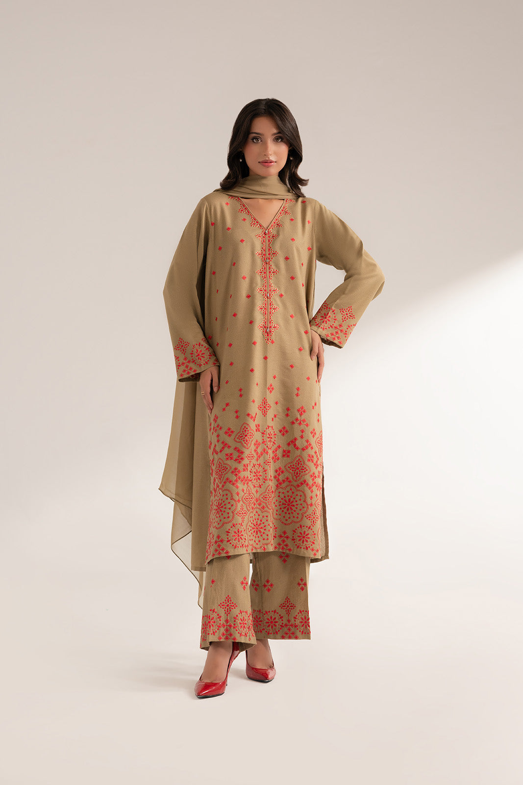 3 Piece Lawn Karandi Embroidered Suit (CS0282)