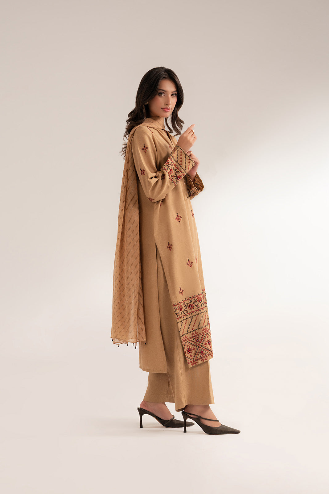 3 Piece Cotton Karandi Embroidered Suit (CS0283)