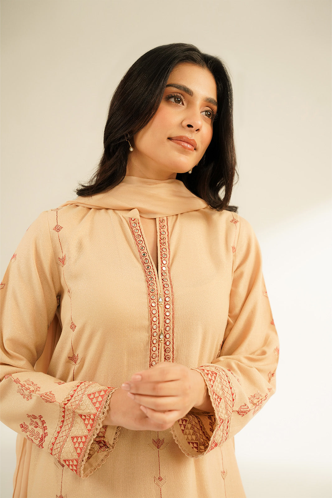 3 Piece Lawn Karandi Embroidered Suit (CS0406)