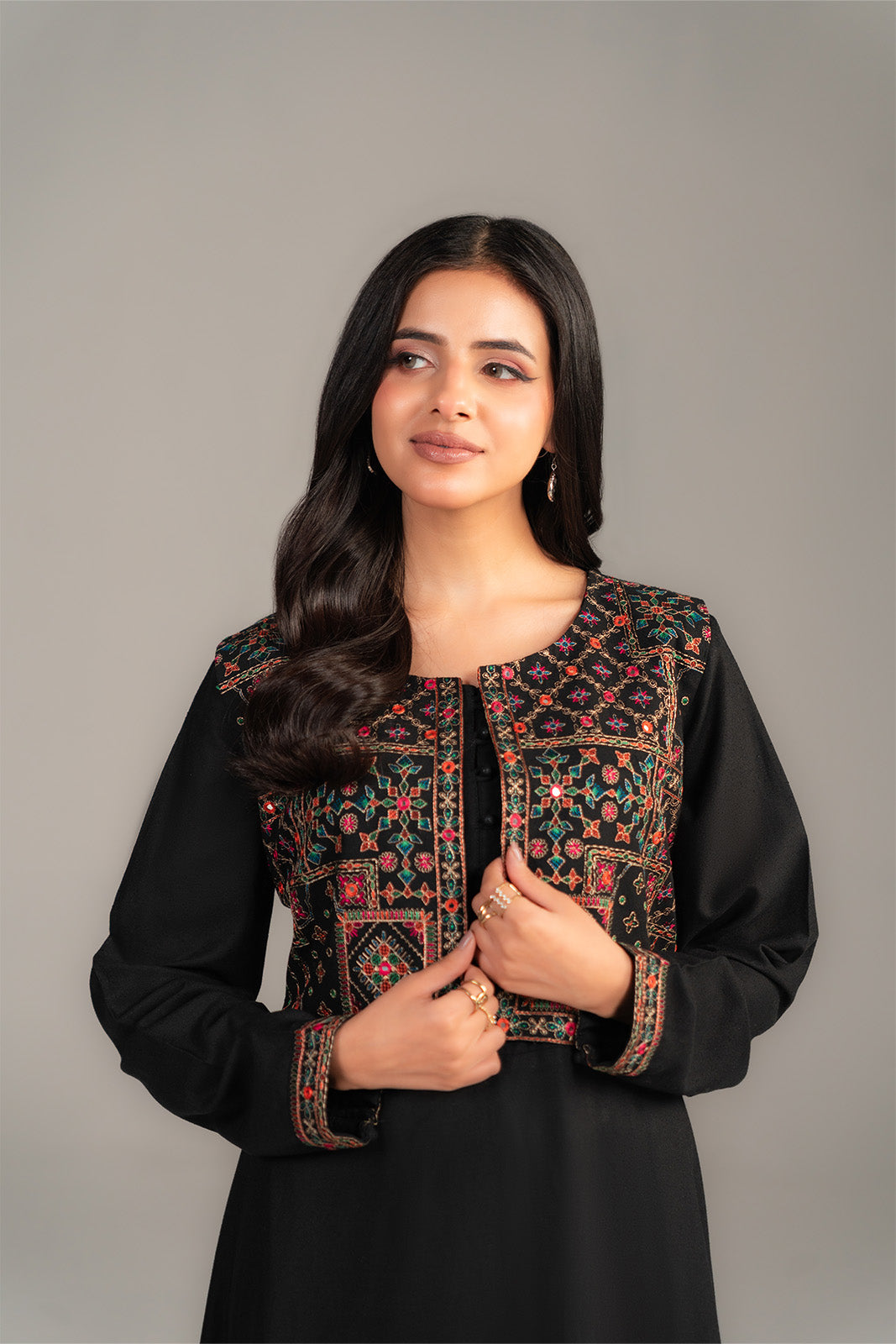 3 Piece Lawn Karandi Embroidered Suit (CS0450)
