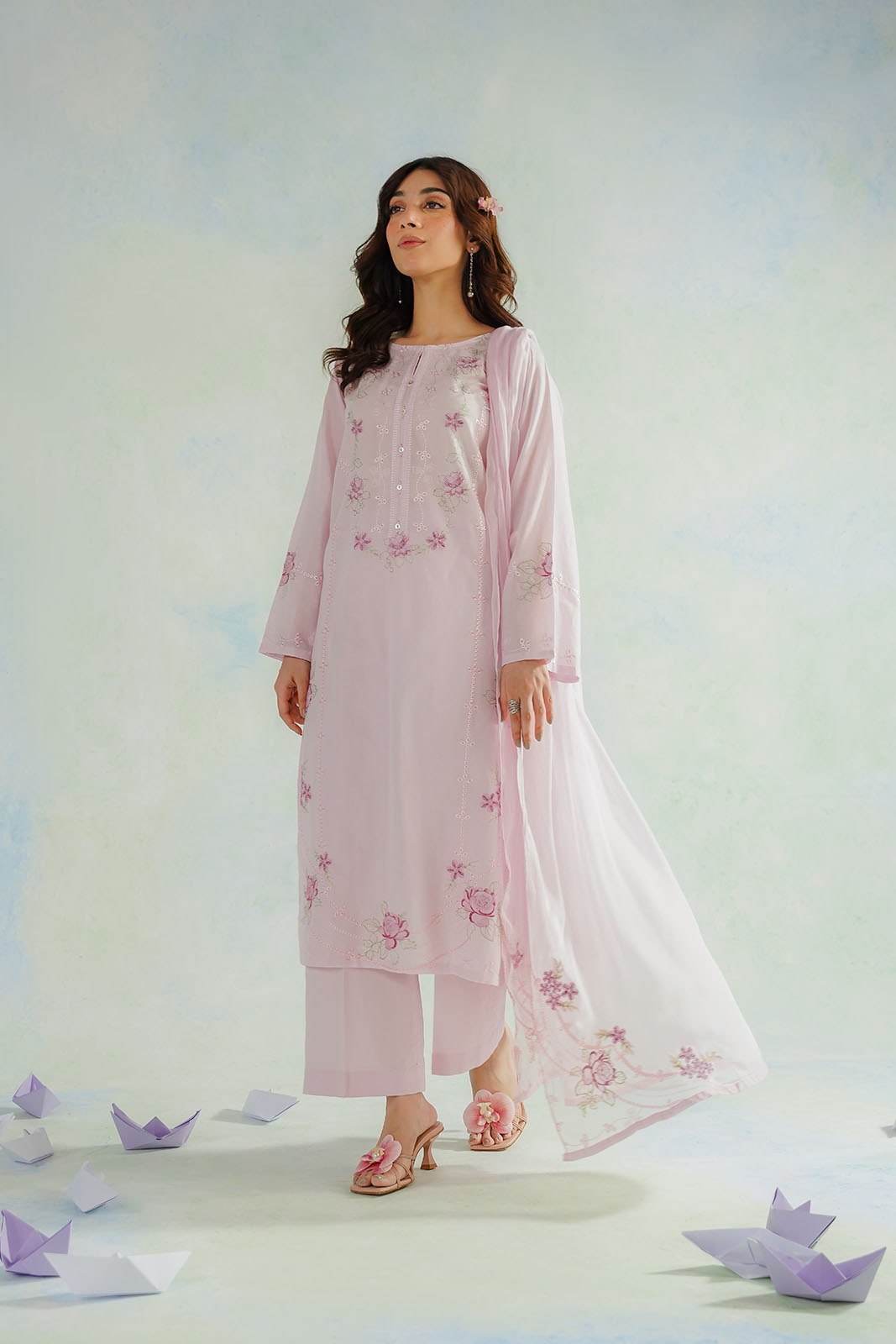 3 Piece Lawn Embroidered Suit (CS0580)