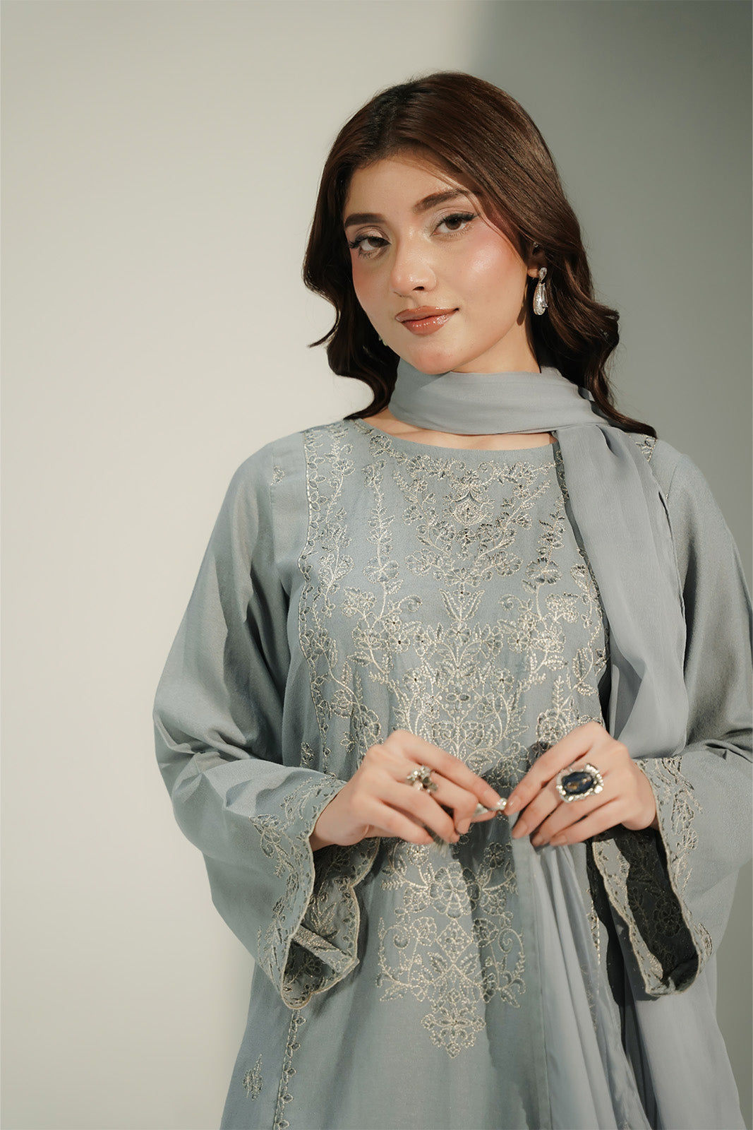 3 Piece Lawn Karandi Embroidered Suit (CS0715)