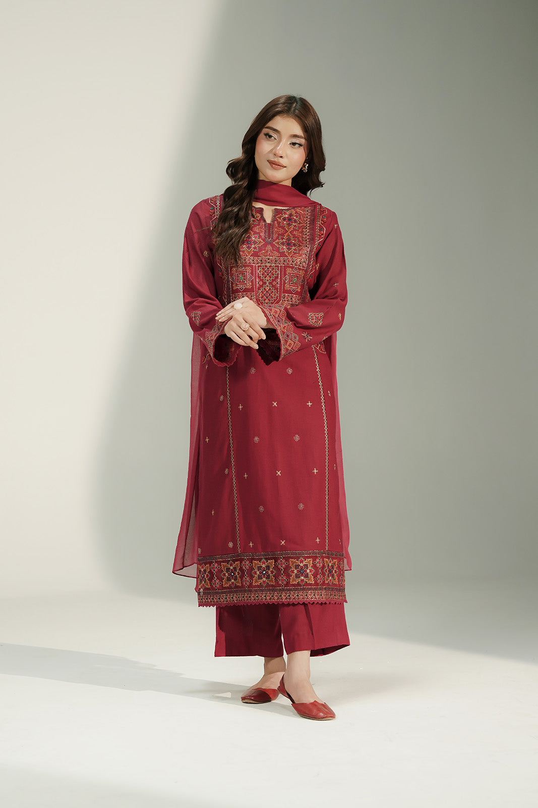 3 Piece Lawn Karandi Embroidered Suit (CS0728)