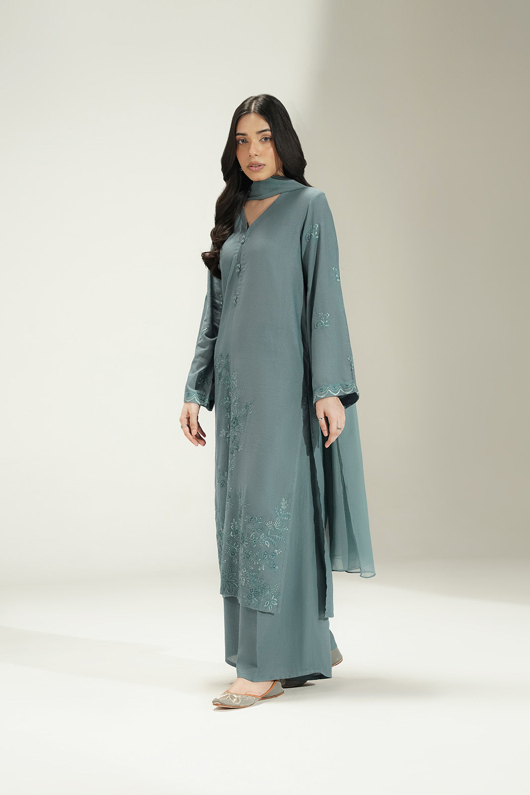 3 Piece Lawn Karandi Embroidered Suit (CS0733)