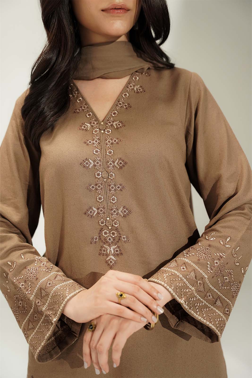 3 Piece Lawn Karandi Embroidered Suit (CS0749)