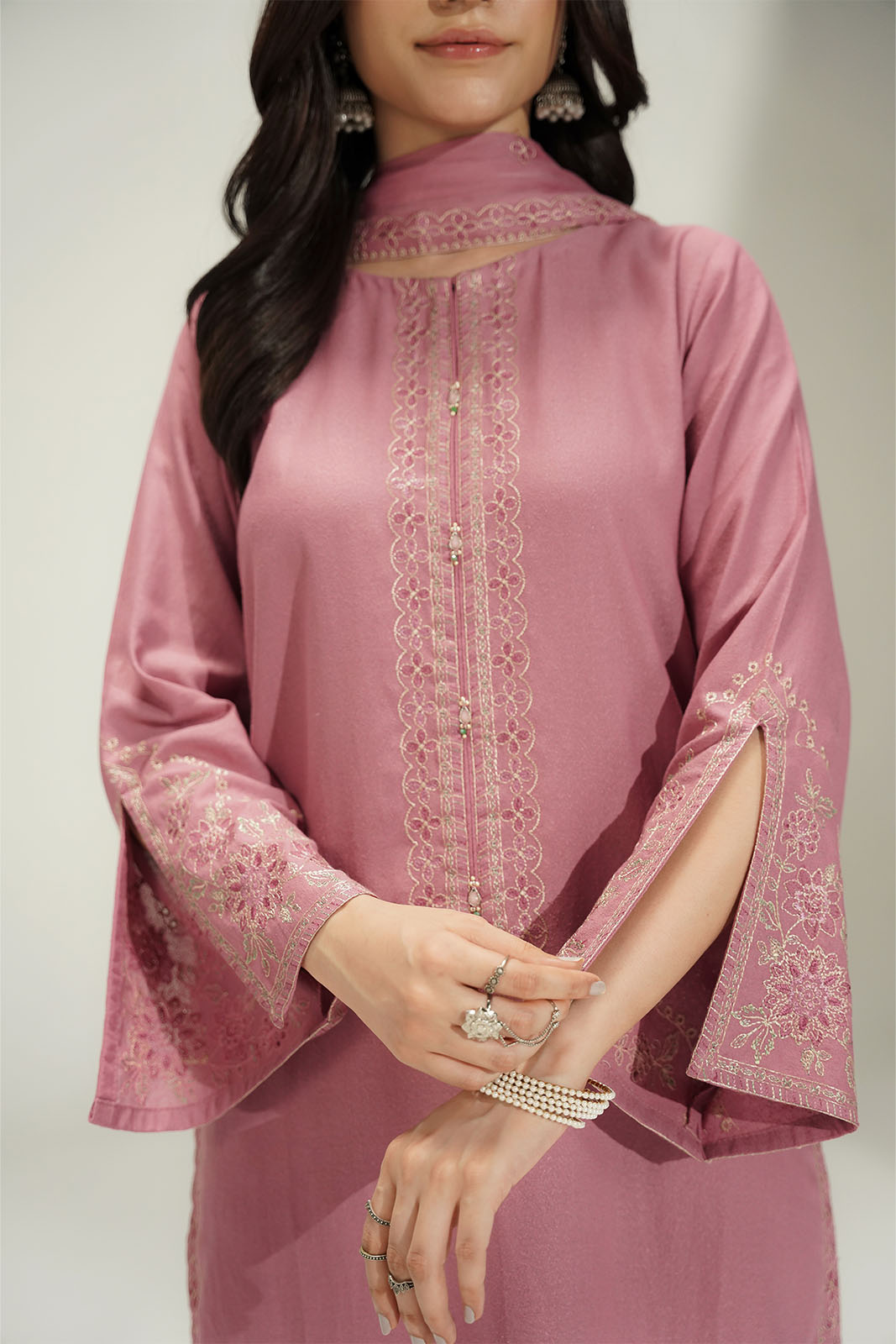 3 Piece Lawn Karandi Embroidered Suit (CS0750)