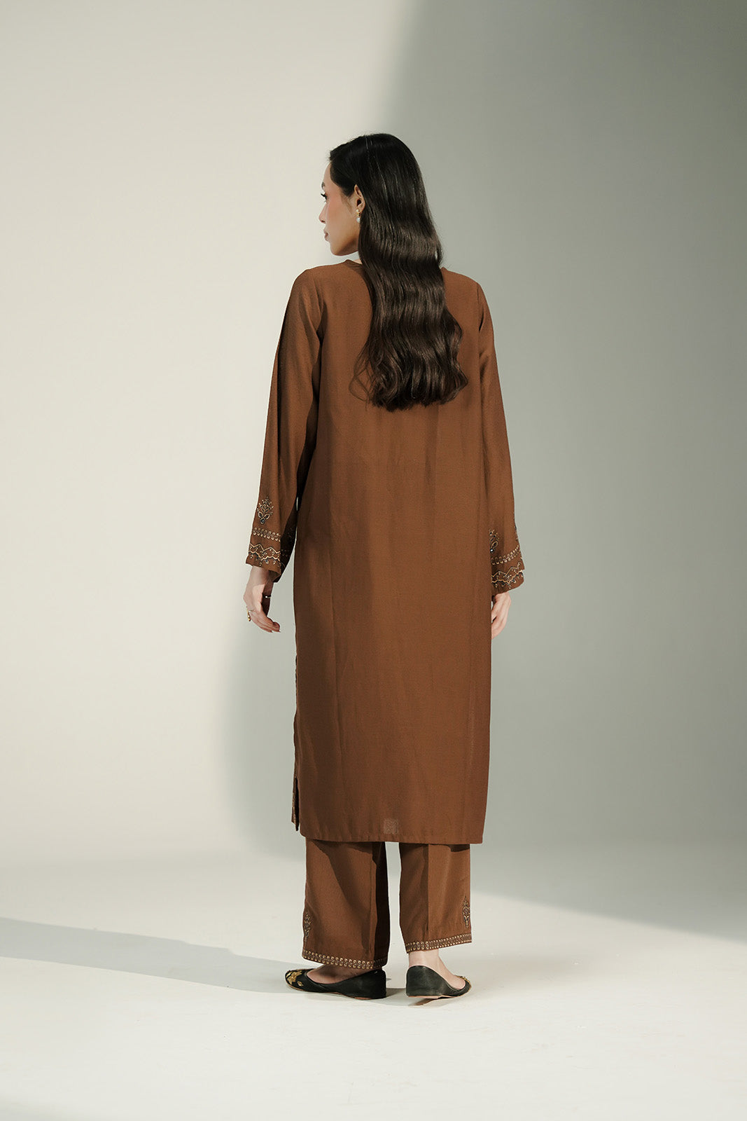 2 Piece Lawn Karandi Embroidered Suit (CS0751)