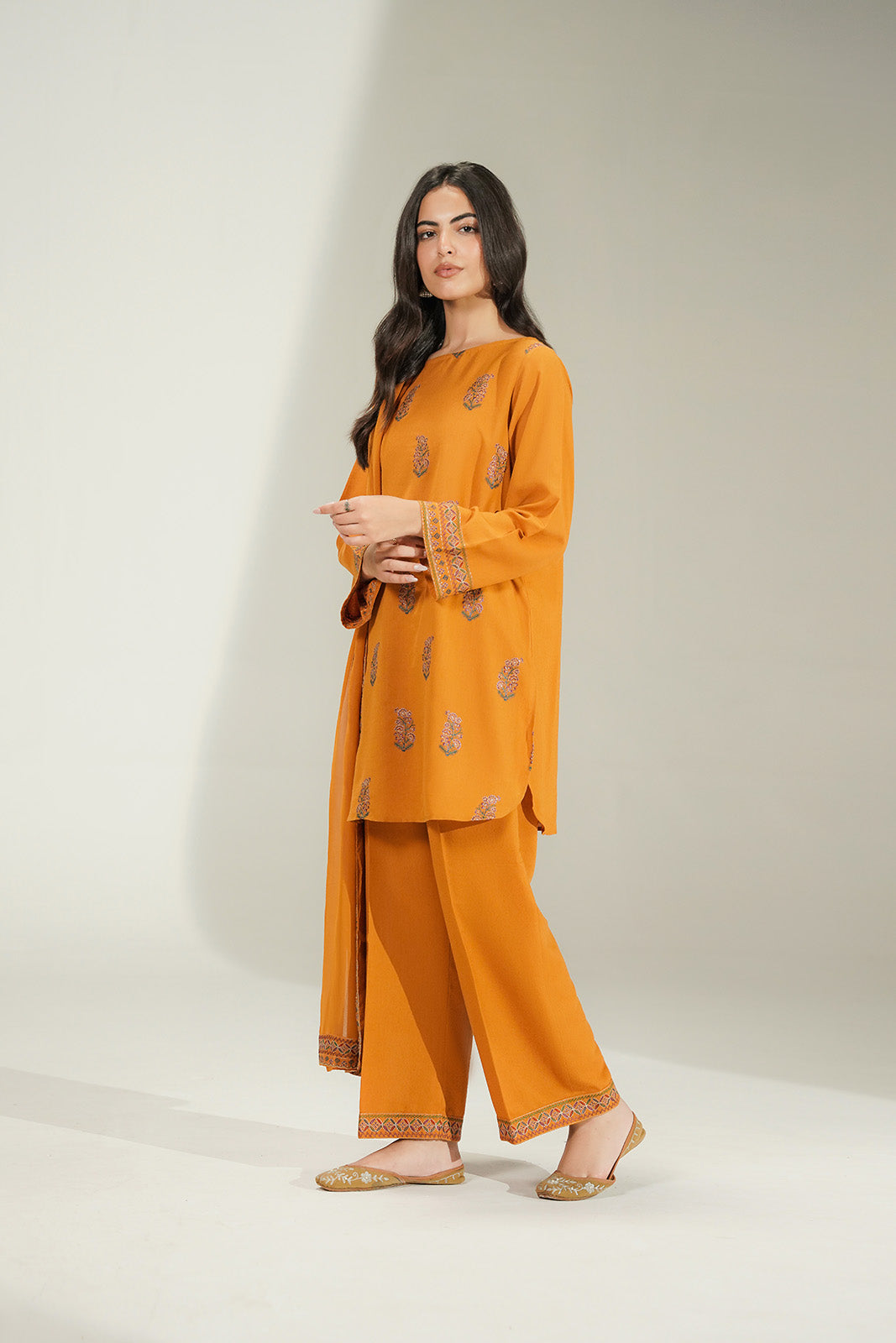 3 Piece Lawn Karandi Embroidered Suit (CS0756)