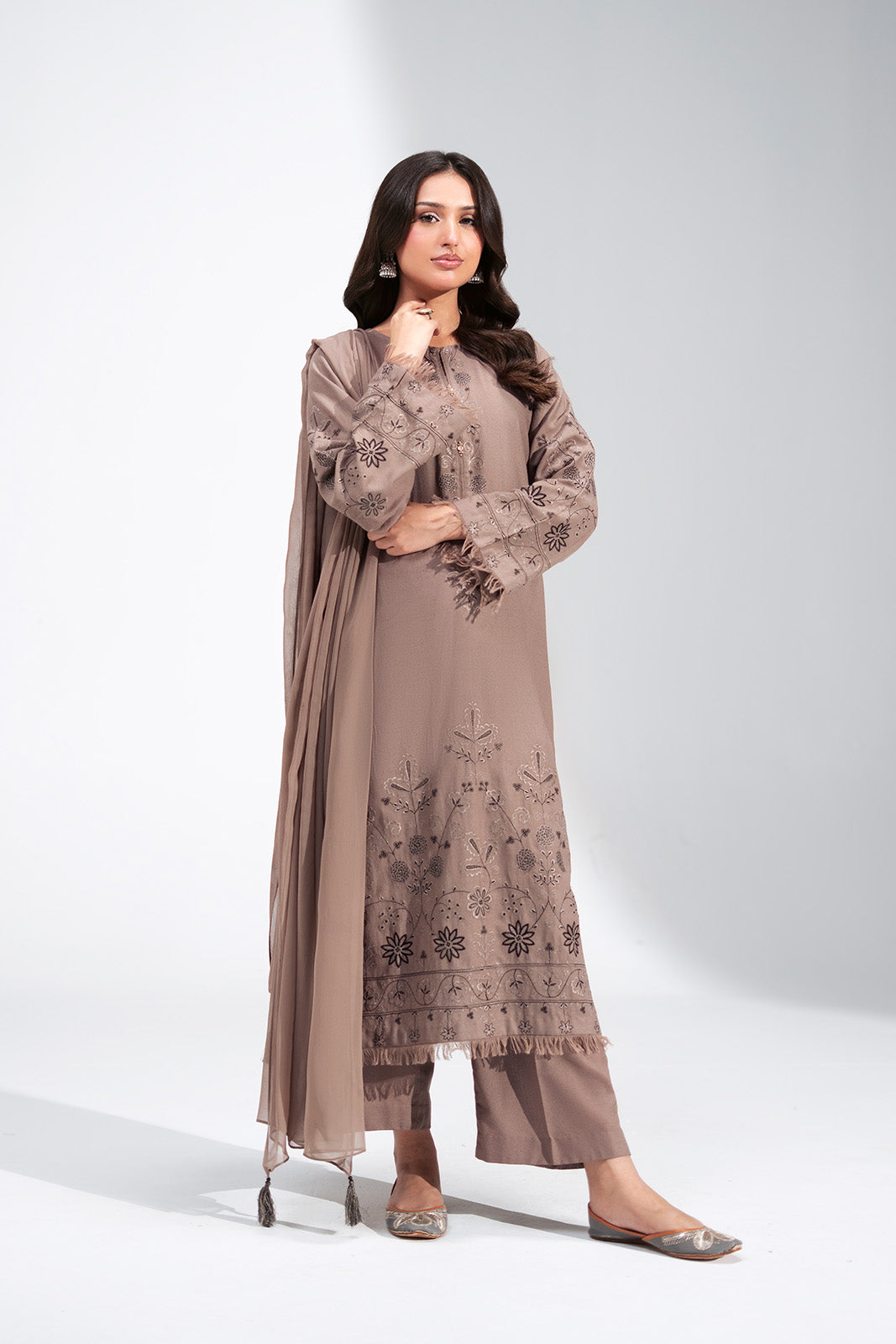 3 Piece Lawn Karandi Embroidered Suit (CS0766)