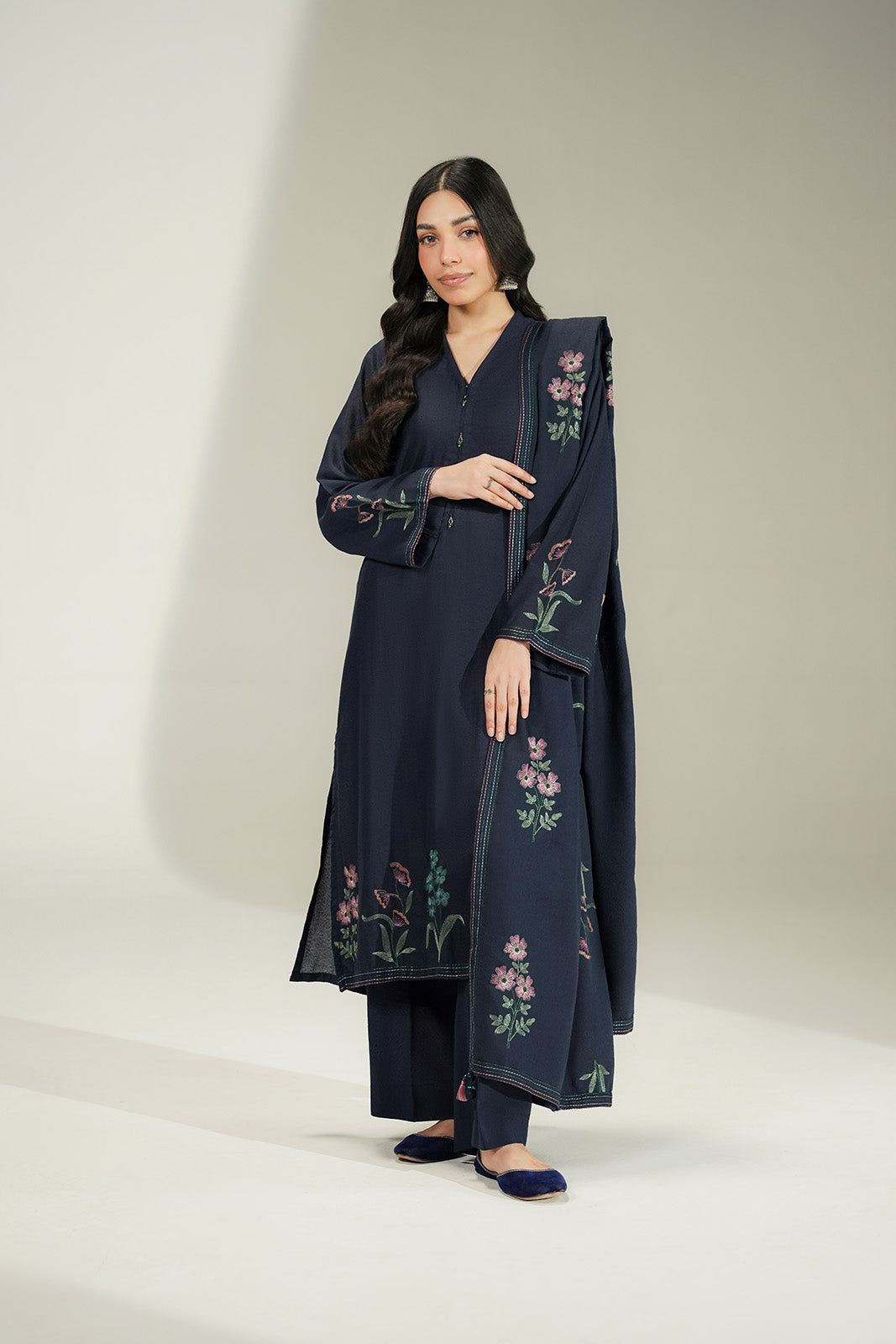 3 Piece Lawn Karandi Embroidered Suit (CS0770)