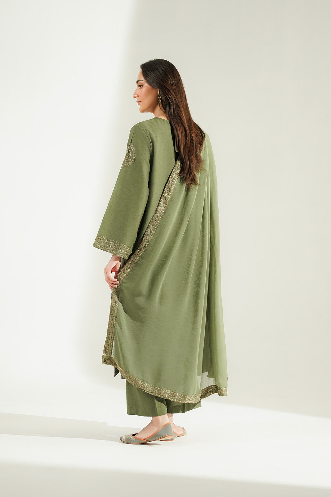 3 Piece Slub Khaddar Embroidered Suit (CS0773)