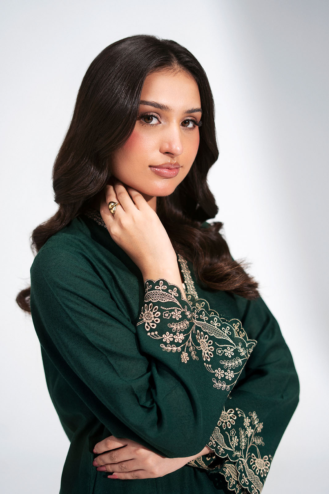 2 Piece Lawn Karandi Embroidered Suit (CS0776)