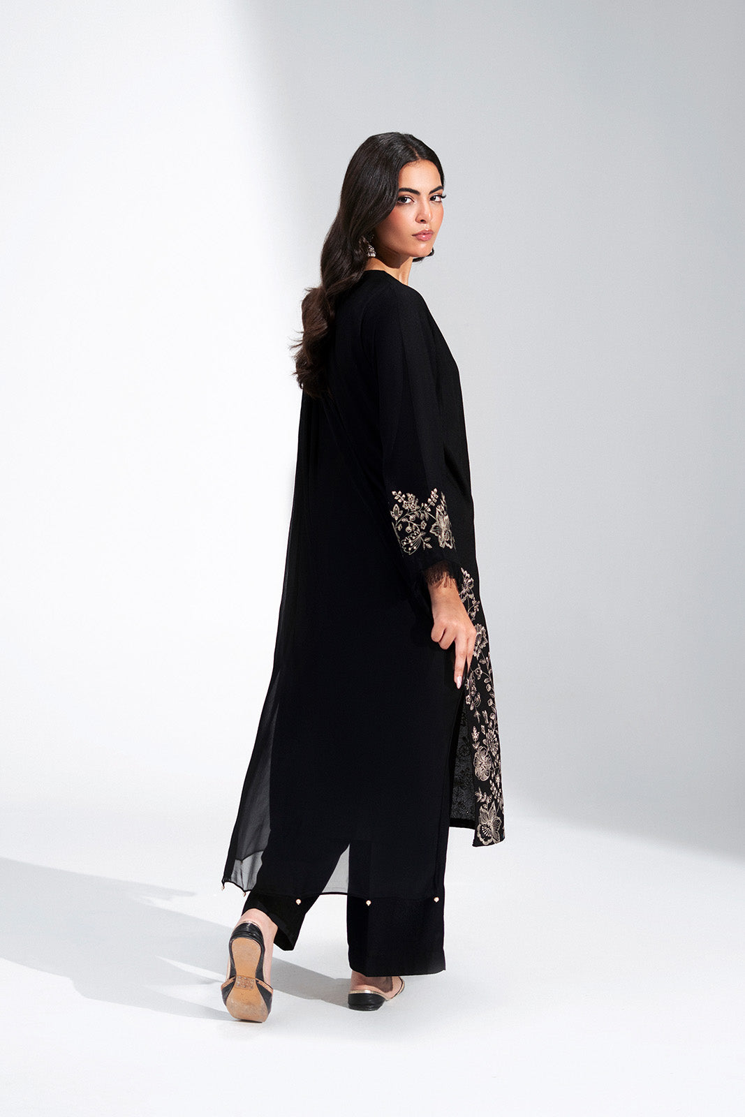 3 Piece Lawn Karandi Embroidered Suit (CS0779)