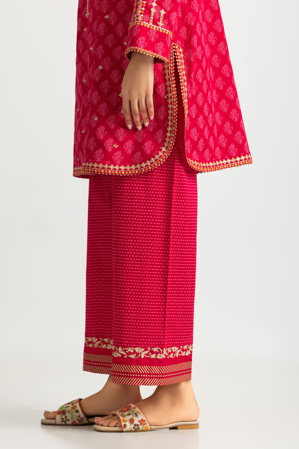 Cambric Block Printed Co-Ord Set With Embroidered
