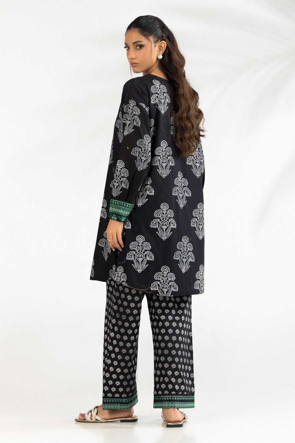 Cambric Block Printed Co-Ord Set With Embroidered