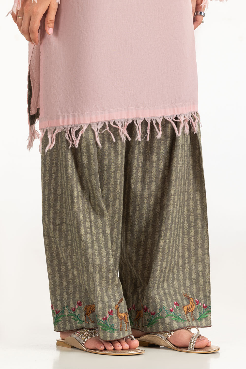 Cambric Dyed Shirt And Printed Shalwar With Embroidered