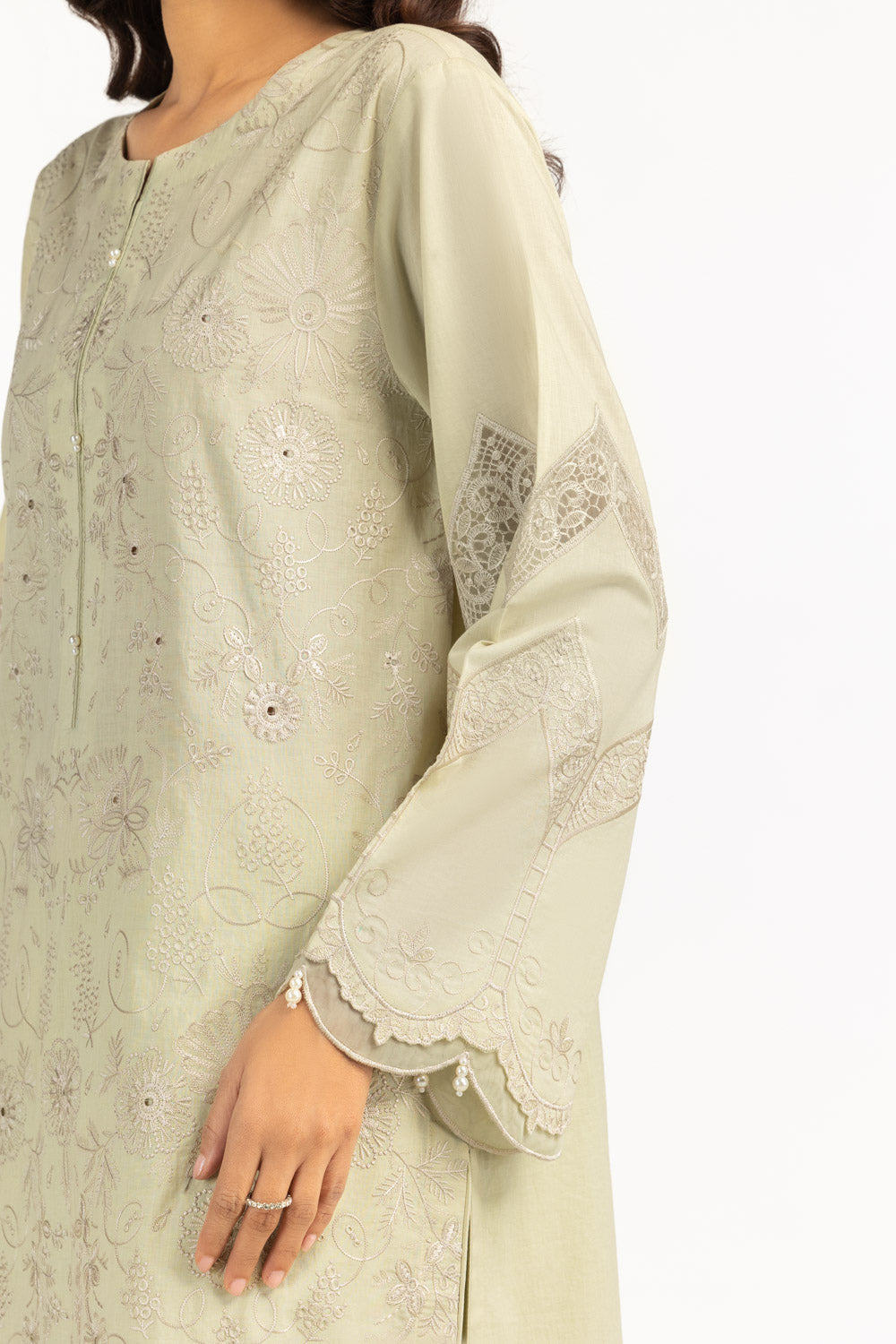 https://cdn.shopify.com/s/files/1/0706/3253/8159/files/CambricEmbroideredCo-OrdSetIPST-77137_sleeve.jpg?v=1771481064