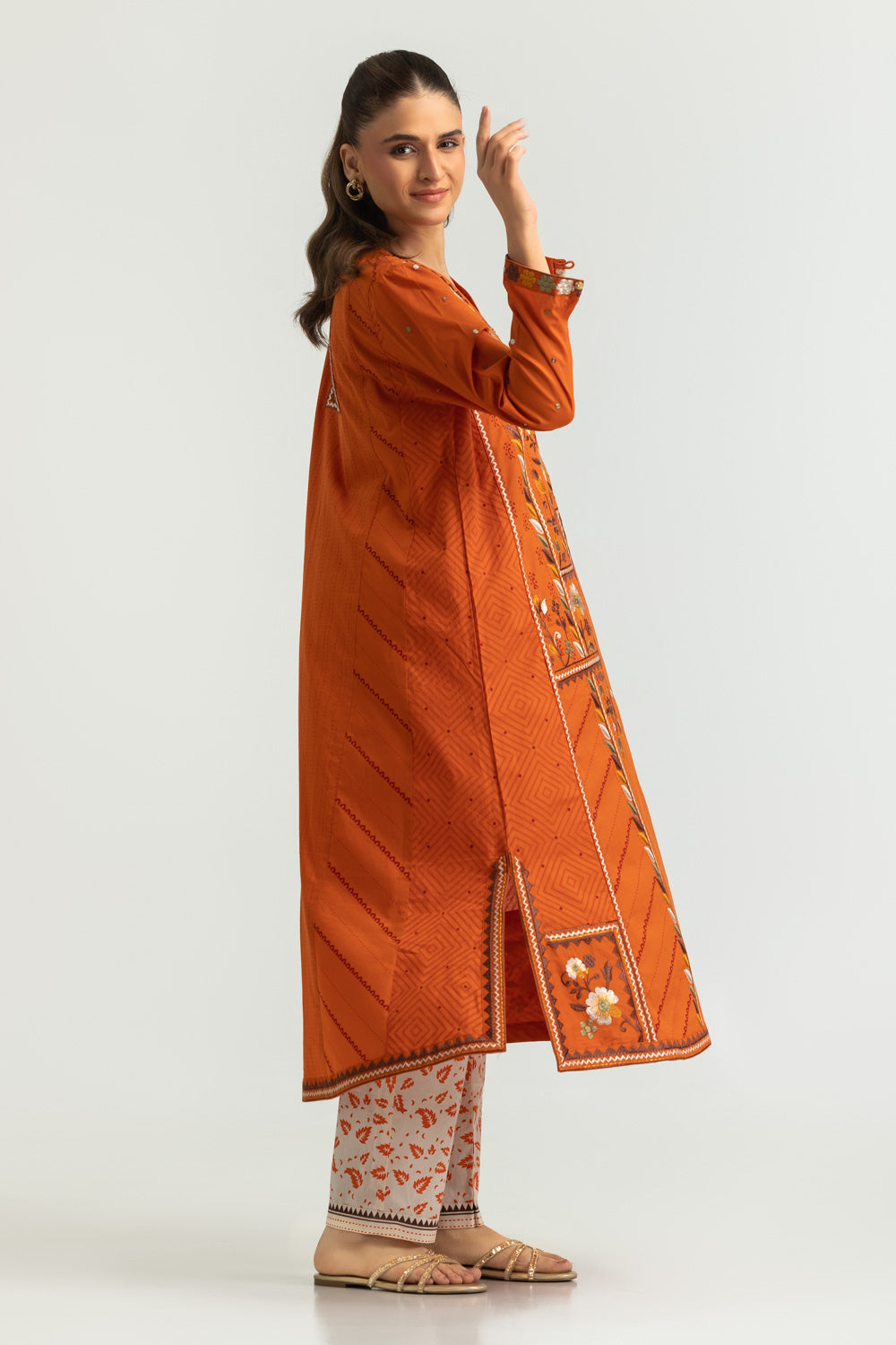 Cambric Embroidered Co-Ord Set With Block Print