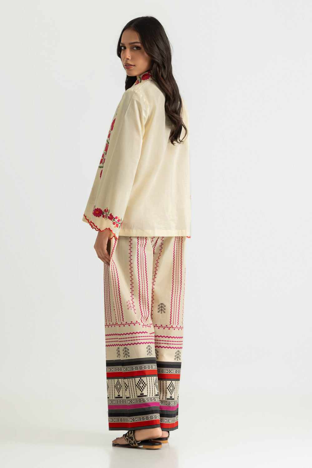 Cambric Printed Co-Ord Set With Embroidered