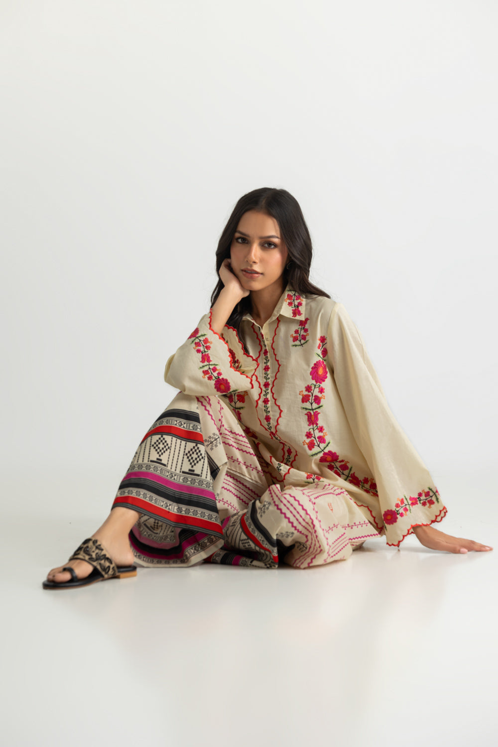 Cambric Printed Co-Ord Set With Embroidered