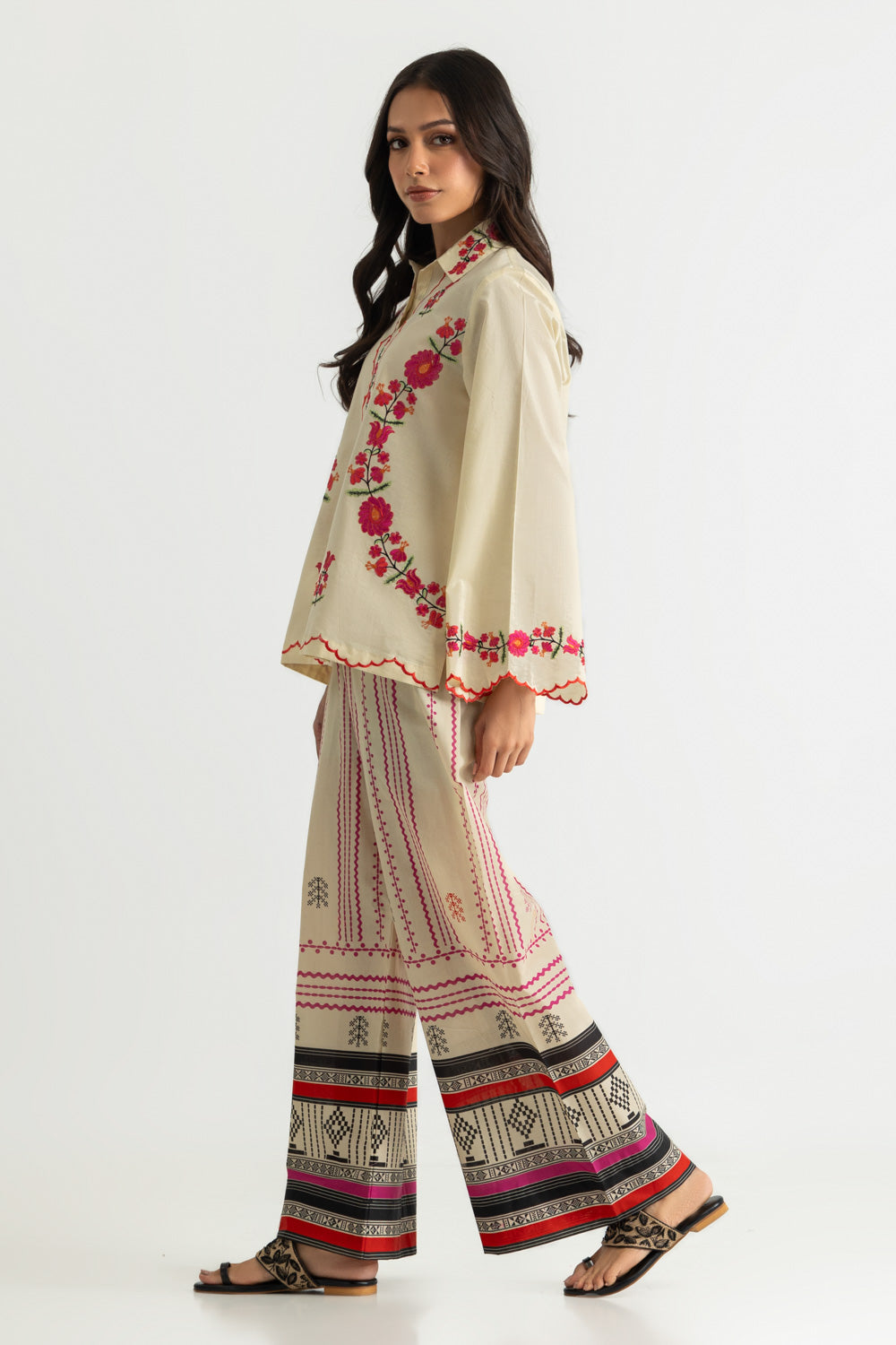 Cambric Printed Co-Ord Set With Embroidered