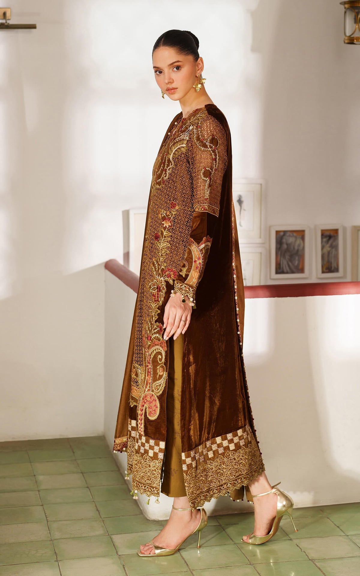 Cedar LWC25-08 | 3pcs Embroidered Stitched Suit