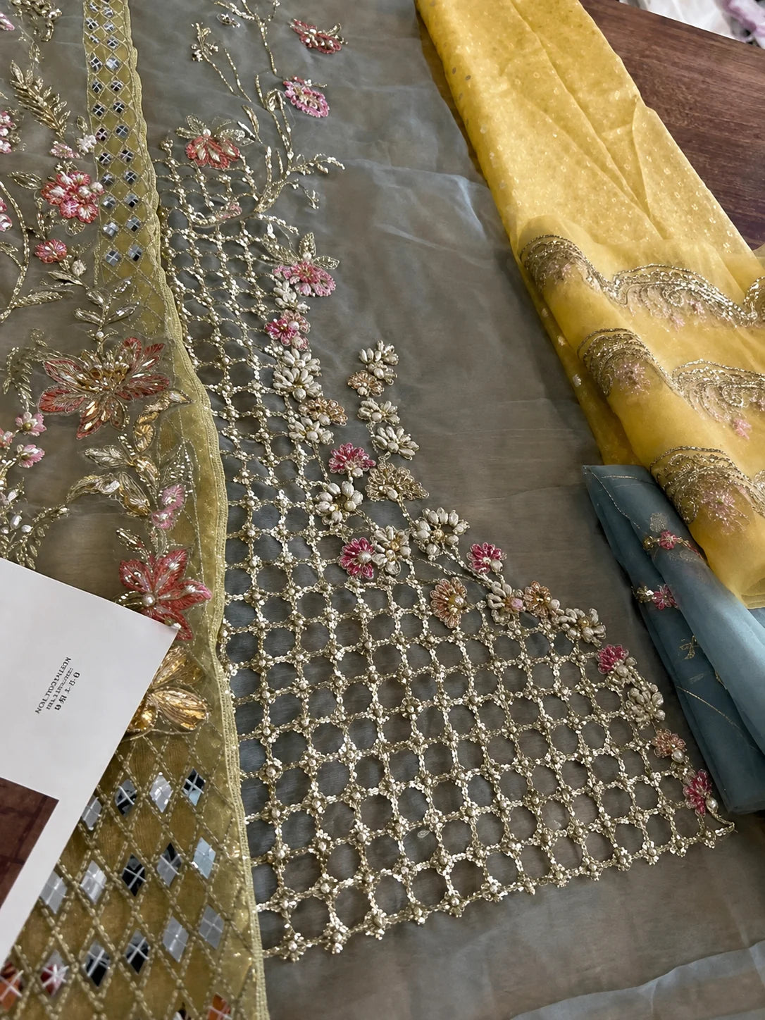 Crimson – Jhalak Style