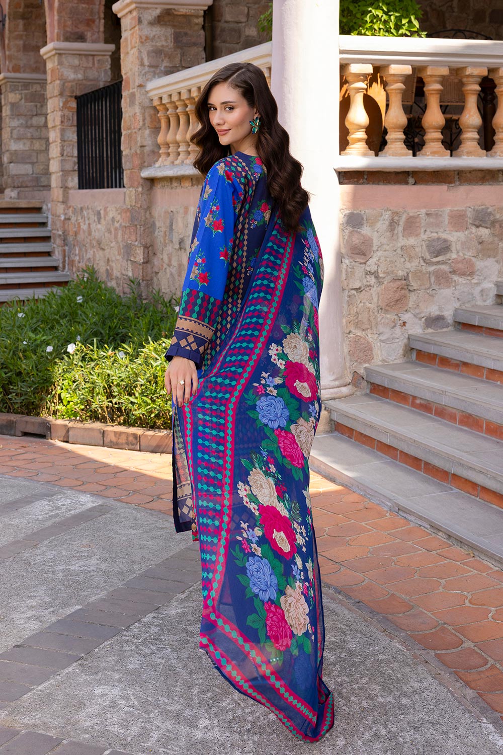 3 Piece Printed Lawn Suit With Chiffon Dupatta